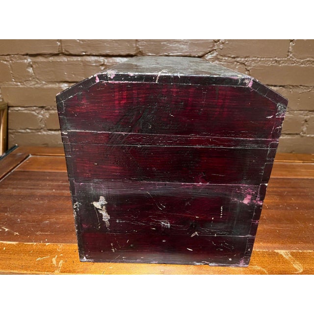 Chinese Vintage Chinese Cultural Revolution Relief Lacquer Trunk Box Raised Pomegranate For Sale - Image 3 of 12