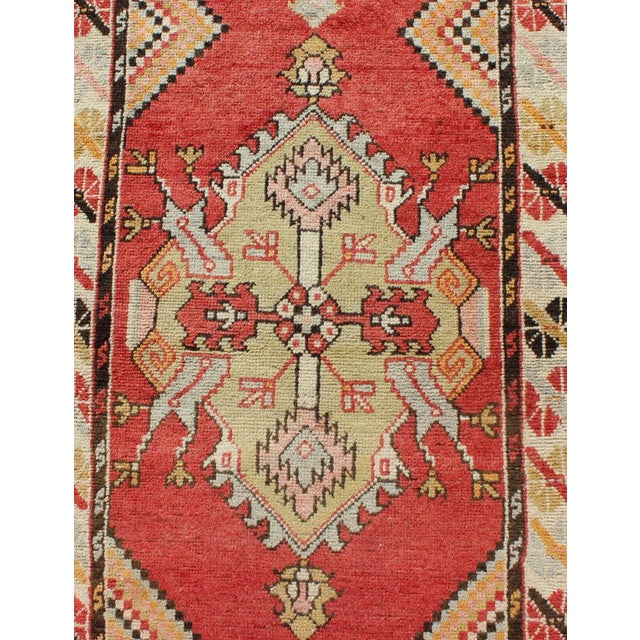 Mid 20th Century Sub-Geometric Tribal Vintage Oushak Runner From Turkey in Soft Red For Sale - Image 5 of 8