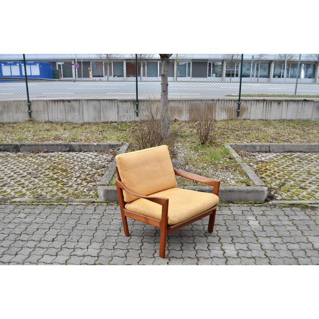 Ocher Leather & Teak Easy Armchair by Niels Eilersen for Illum Wikkelsø, 1960s For Sale - Image 6 of 18