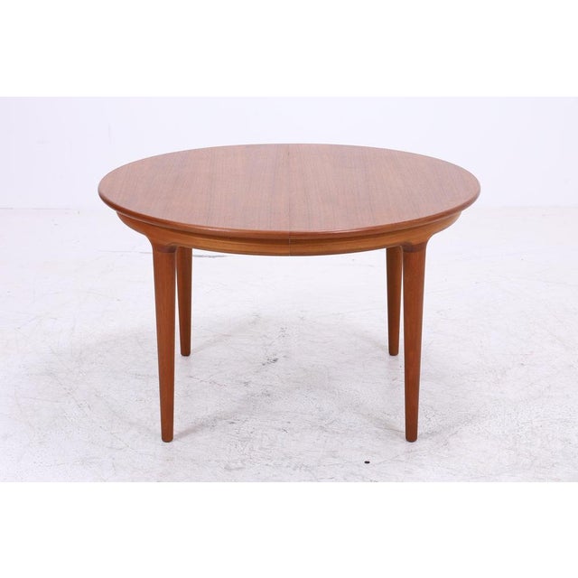 Vintage Danish Extendable Dining Table in Teak by Johannes Andersen, 1960s For Sale - Image 3 of 16