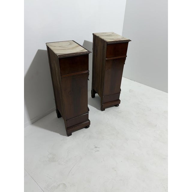 Mid-Century Modern Sicilian Hand-Carved Bedside Tables with Marble Tops, 1940, Set of 2 For Sale - Image 3 of 18