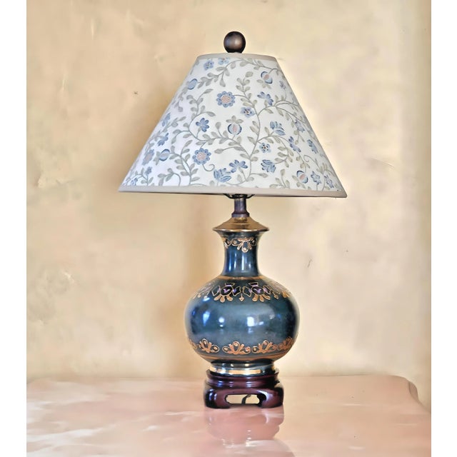 1990s Small Dark Green Porcelain Table Lamp Accented With Gold and Lilac Purple For Sale - Image 10 of 12
