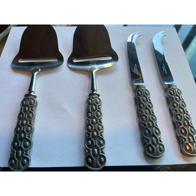 1960s Vintage David-Andersen Cast Brutalist Pewter "Støpt Tinn" & Spar Stainless Steel Flatware Cheese Serving Set - 4 Pieces For Sale - Image 5 of 5