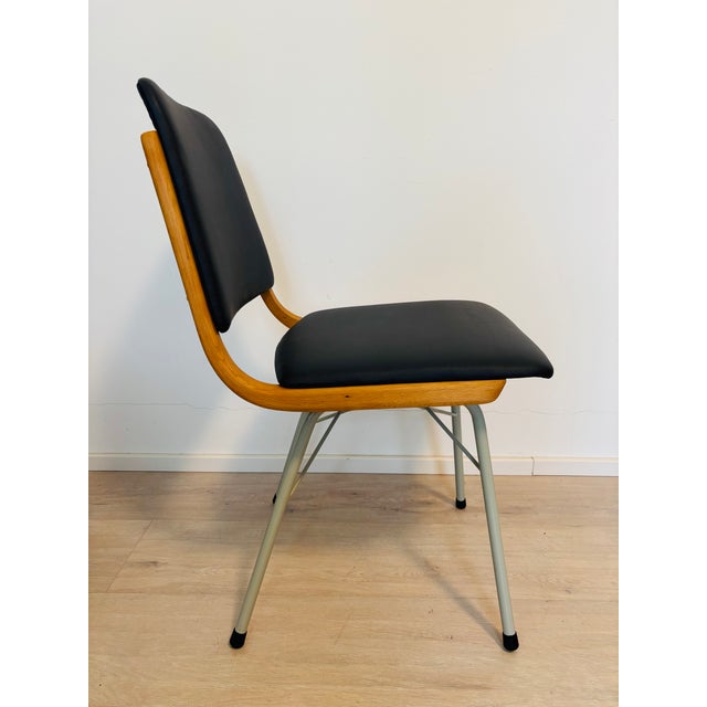 Mid-Century Dining Chair by Miroslav Navrátil for Ton, 1970s For Sale - Image 6 of 10