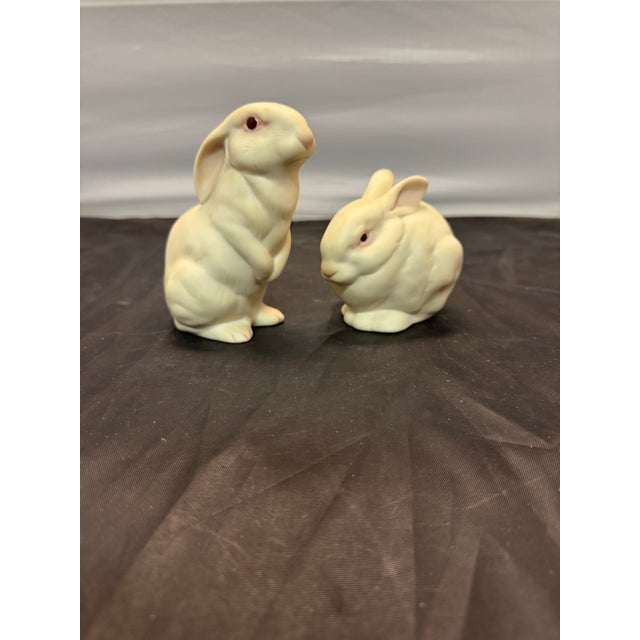 1980s Cybis Bunny Figurines Mr Snowball & Bon Bon Bisque Porcelain Rabbit Set 1981 VTG For Sale - Image 5 of 12