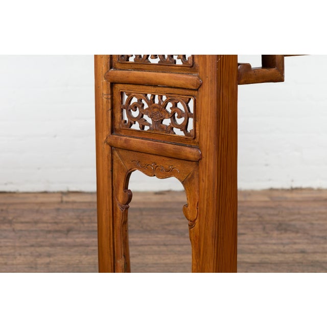 Chinese Late Qing Dynasty Altar Console Table with Foliage Carved Apron For Sale - Image 10 of 13