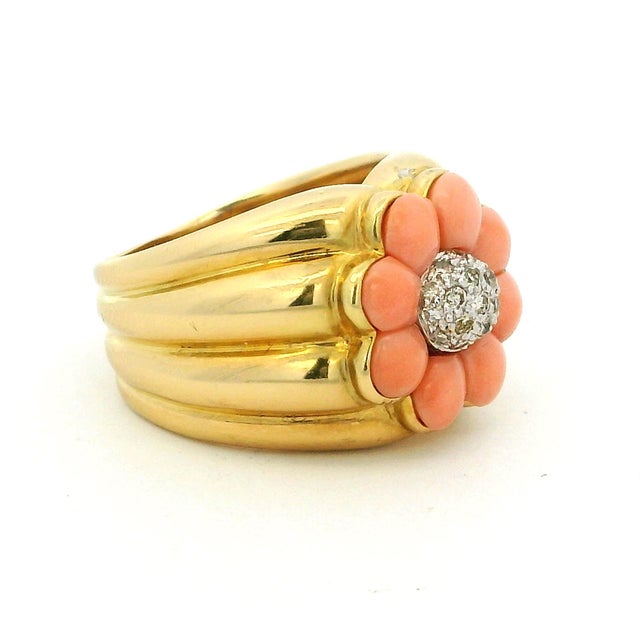 Modern Vintage Italian Coral and Diamond Flower Ring in 18k Yellow Gold, Size 6 For Sale - Image 3 of 11