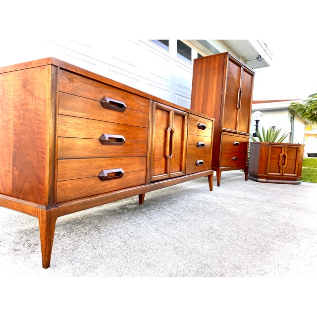 1960s Basic Witz Mid Century Modern 9 Drawer Dresser Chairish Clean lines, tapered legs and handsome brass trimmings. chairish