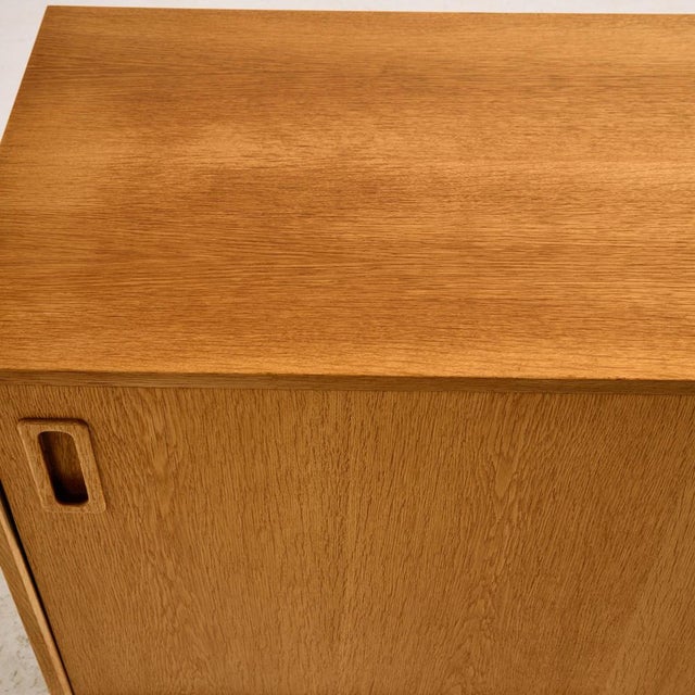 Oak Model 21 Sideboard by Gunni Omann for Omann Jun Møbelfabrik, 1960s For Sale - Image 12 of 17