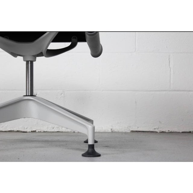 Herman Miller Setu Lounge + Ottoman For Sale - Image 9 of 13