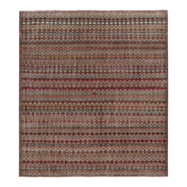 Vintage Distressed Rug, Polychromatic Diamond Geometric Pattern - Rug & Kilim For Sale