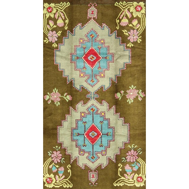 Tribal Bright Vintage Turkish Carpet in Green and Unique Vivid Colors & Design 5'10" X 9'8" For Sale - Image 3 of 9