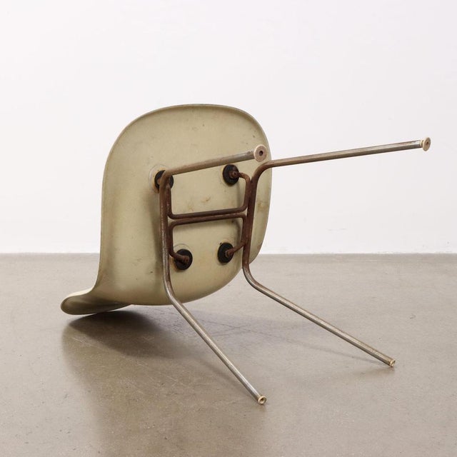 DSS Chair by Charles & Ray Eames for Vitra, 1960s For Sale - Image 9 of 10