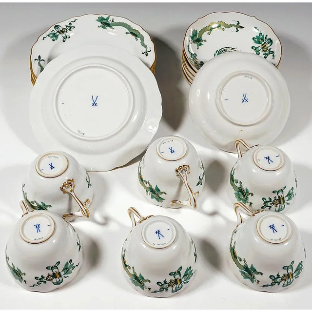 20th Century Meissen Coffee Set with Dragon in Green & Gold, 1980s, Set of 22 For Sale - Image 11 of 12