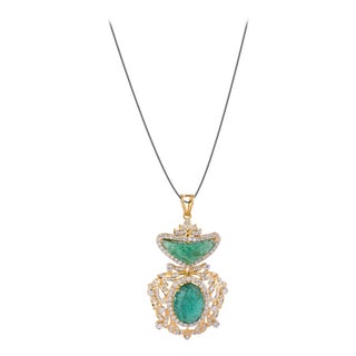 Diamond Emerald Pendant in 18k gold For Sale