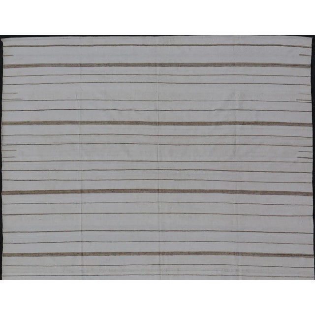 Textile 2020s Oversized Afghan Flat Weave Kilim With Modern Design in Ivory and Light Brown For Sale - Image 7 of 13