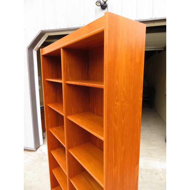 Vintage Danish Modern Teak Double Bookcase Bookshelf Mid Century Hundeved Style Display Shelf For Sale In Seattle - Image 6 of 16