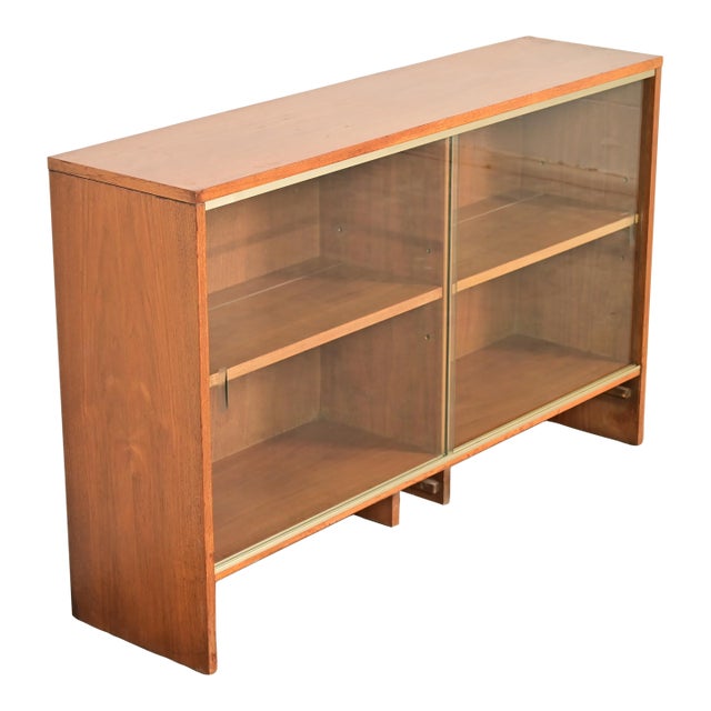 Paul McCobb for Calvin Linear Group Sliding Door Bookcase Cabinet, 1950s For Sale