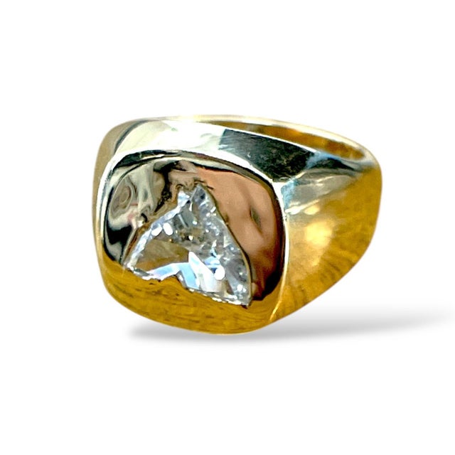 Gia Certified 1.27ct Horse Modified Brilliant L Si1 Diamond Ring in 18k Gold, Size 6 For Sale - Image 4 of 13