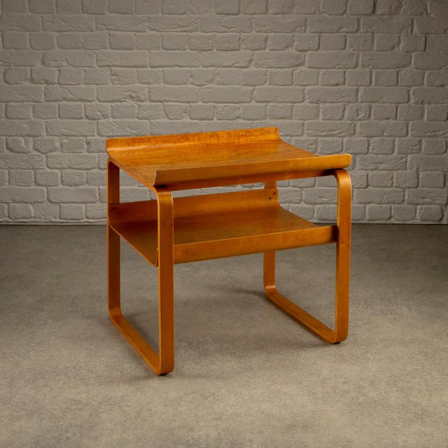1930s Model 915 Table in Karelian Birch by Alvar Aalto, Finland, 1930s For Sale - Image 5 of 18