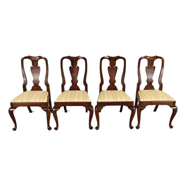 Henkel Harris Queen Anne Solid Mahogany Dining Chairs, Set of Four For Sale