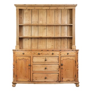 Antique English Cupboard in Pine, 1800s For Sale