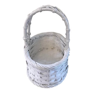 Vintage White Wicker Small Handled Basket For Sale