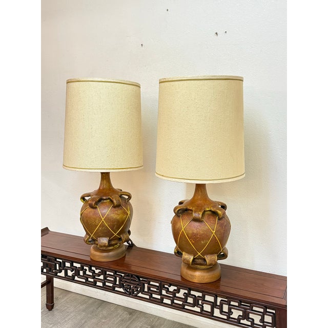 Ceramic 1970s Pair of Mid Century Modern Table Lamps For Sale - Image 7 of 10