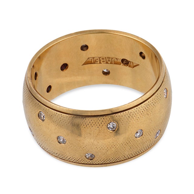 Contemporary Jabel Vintage Diamond 14k Yellow Gold Cigar Band, Size 6.5 For Sale - Image 3 of 5