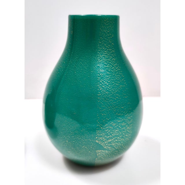 Green Cased Alga Glass Vase with Gold Leaf by Tomaso Buzzi for Venini, 1930s For Sale - Image 10 of 10