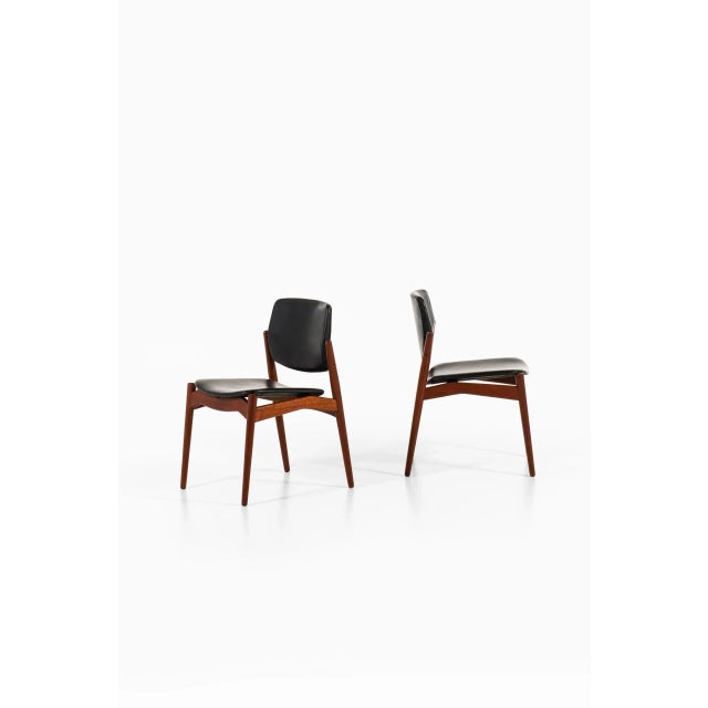 Rare set of 4 dining chairs model Captain designed by Erik Buck. Produced by Ørum møbelsnedkeri in Denmark.