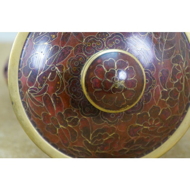 Vintage Chinese Cloisonne Enameled Oxblood Ginger Jar Mantel Urn For Sale - Image 9 of 14