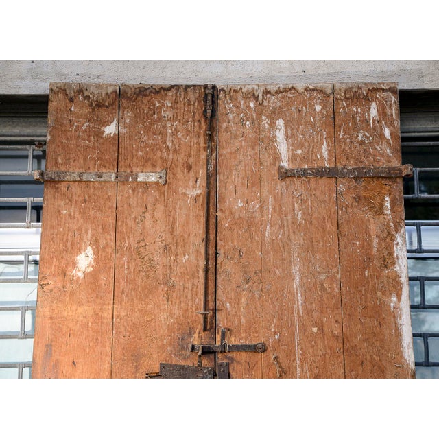 Large 17th Century Louis XIV Double Door with Signs and Traces of Lacquering Decorations, Italy For Sale - Image 18 of 18