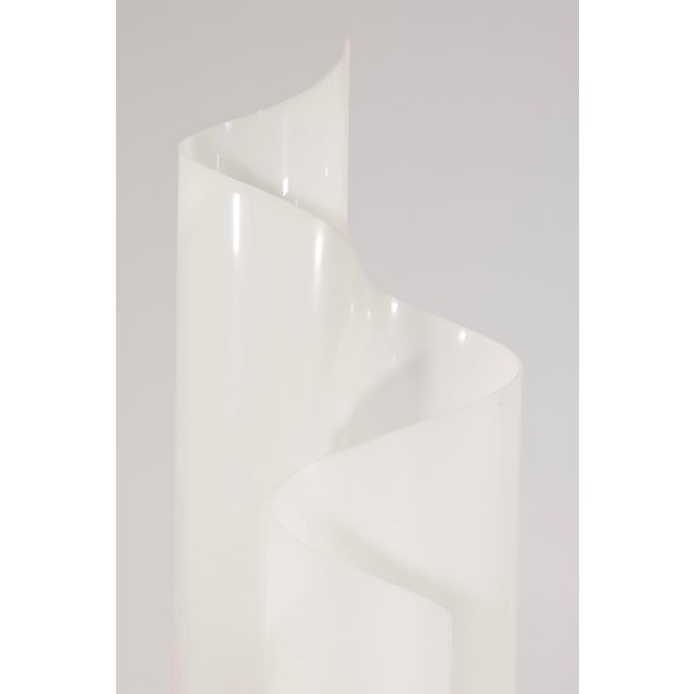 Artemide Artemide "Mezzachimera" Table Lamp by Vico Magistretti For Sale - Image 4 of 6