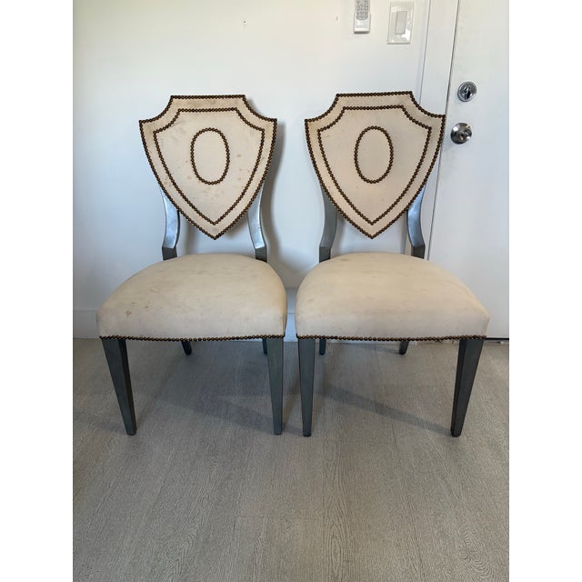 1940s Pair of Hollywood Regency Shield Back Side Chairs For Sale In Miami - Image 6 of 7