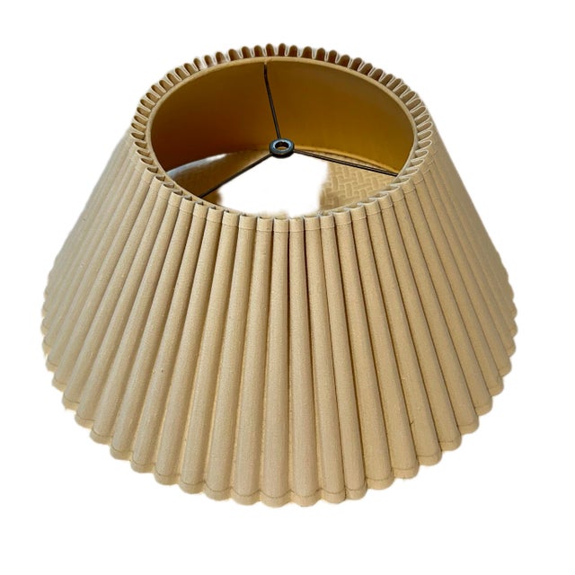 Vintage Stiffel Style Brass Lamp With Double Sockets For Sale - Image 9 of 12