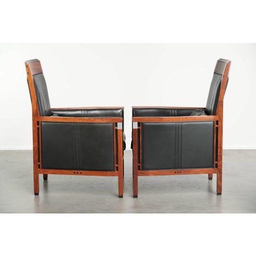 This set of 2 Art Deco design armchairs is made by the top Dutch brand Schuitema and comes from the Decoforma series. The...