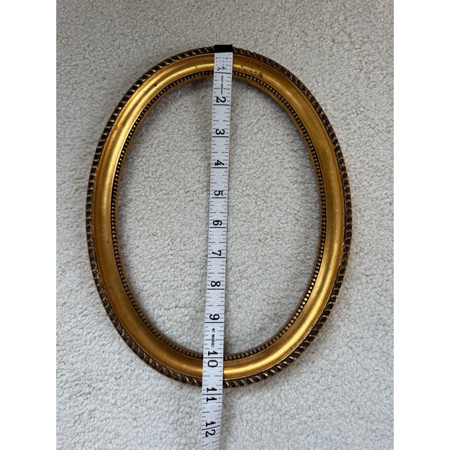 Late 20th Century Vintage Giltwood Style Oval Picture Frame With Beaded and Rope Trim - 8.5" X 11.25" For Sale - Image 5 of 11