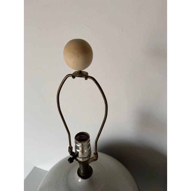 Ivory Pair of Vintage Mid-Century California Studio Pottery Stoneware Table Lamps With Hand-Painted Floral Motif For Sale - Image 8 of 12