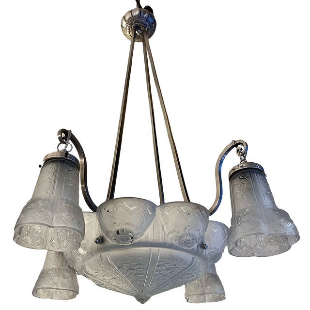 Art Deco Chandelier with Tulips and Polylobed Basin by Müller Frères Lunéville, 1925 For Sale