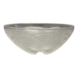 Art Deco Shell Bowl attributed to René Lalique, 1920s For Sale