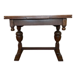 Early 20th Century Antique English Carved Oak Draw-Leaf Tavern Refectory Table For Sale