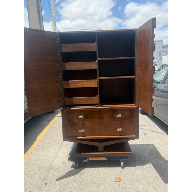 1970s Mid Century Modern Canadian Architectural Bachelor Chest Manner of Paul Evans For Sale - Image 9 of 15