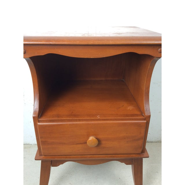 Mid Century Colonial Revival Solid Maple Nightstand With Drawer and Tall Tapered Legs For Sale - Image 4 of 15