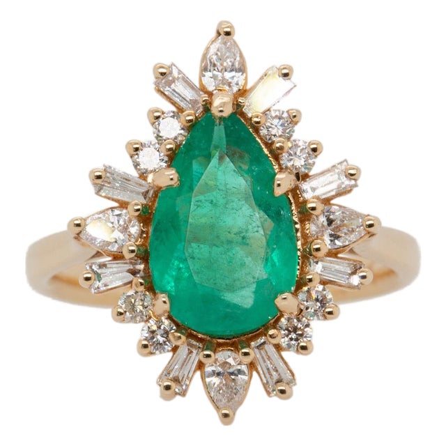 1.7cts Colombian Emerald Ring With Natural Diamonds: Solid 14k Gold, Pear, Size 6.75 For Sale