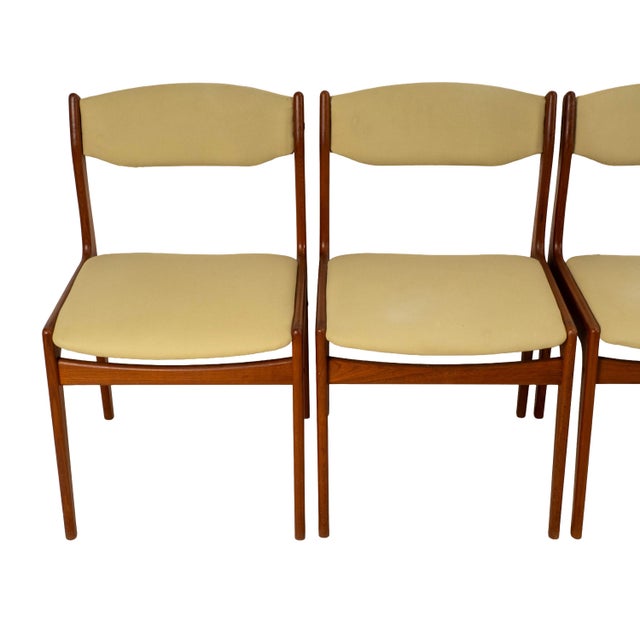 1980s 1980s Set of 8 Danish Modern Solid Teak Dining Chairs Acquired From D-Scan For Sale - Image 5 of 18