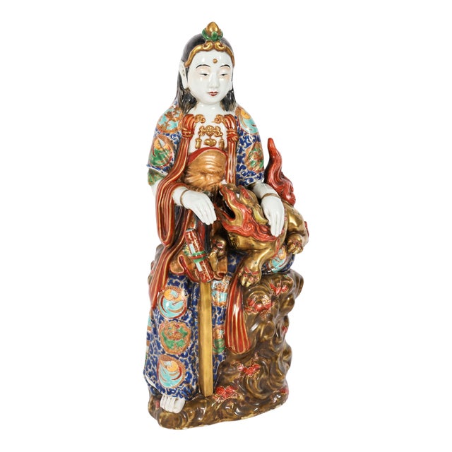 Antique 19th Century Japanese Meiji Kutani Guanyin Sculpture in Porcelain For Sale