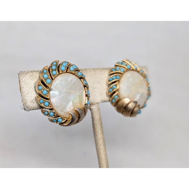Mid-Century Modern Vintage Signed Crown Trifari Goldtone Mother of Pearl & Cabochon Faux-Turquoise Clip Earrings-2 Pieces For Sale - Image 3 of 7