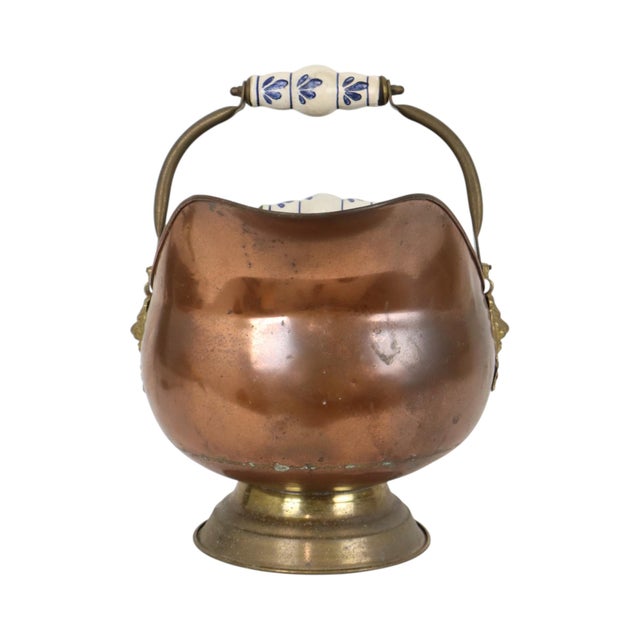 Antique Copper Helmet-Shaped Coal Scuttle with Lion Heads and Delft Ceramic Details For Sale - Image 5 of 15