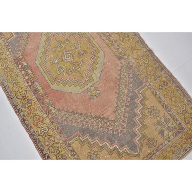 Home Living Decorative Carpet For Sale In Phoenix - Image 6 of 10